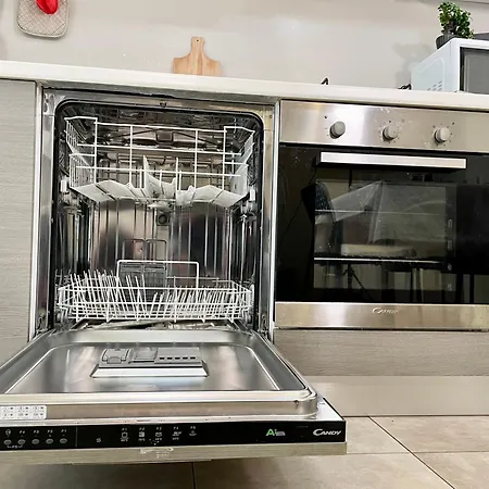 Vicina Al Mare Con Grande Giardino - Tulipano شقة