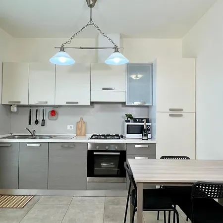 Vicina Al Mare Con Grande Giardino - Tulipano * ريميني